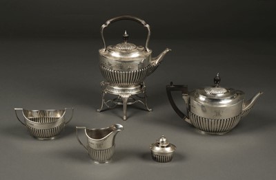 Lot 218 - Tea Set. An Edwardian silver 4-piece tea set