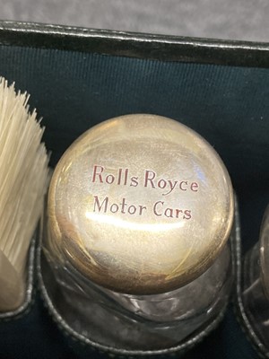 Lot 362 - Rolls Royce. A silver top travelling vanity case