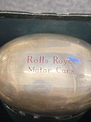 Lot 362 - Rolls Royce. A silver top travelling vanity case