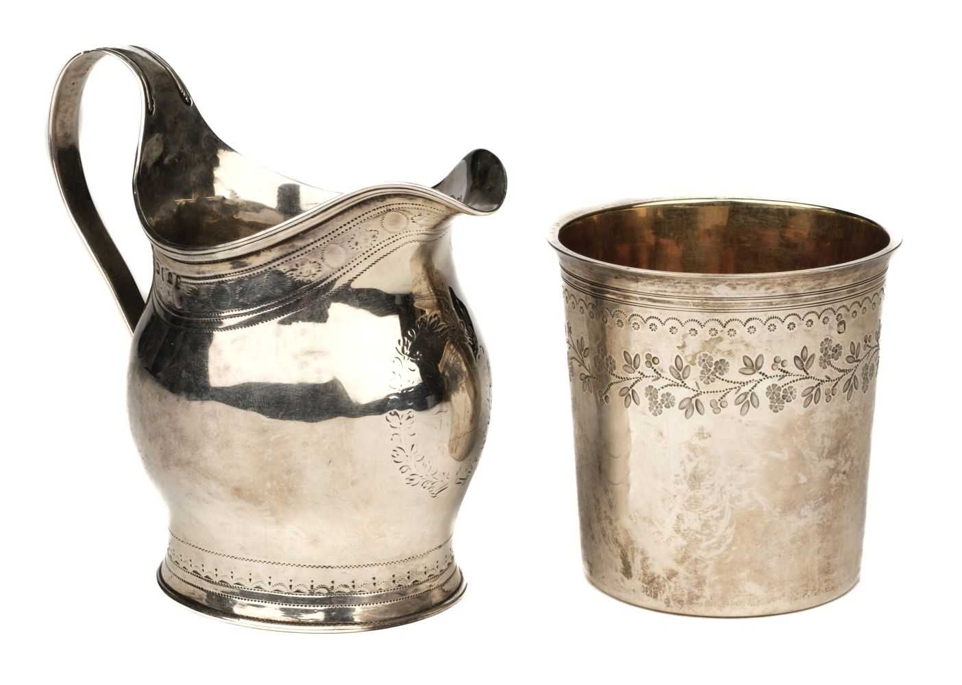 Lot 208 - Cream Jug. A George III silver cream jug