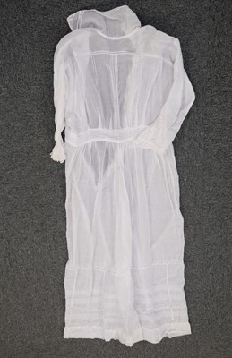 Lot 370 - Clothing. A Regency white cotton shift, circa 1810