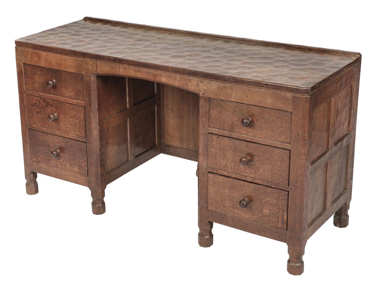 Lot 338 - Mouseman. Robert Thompson of Kilburn oak