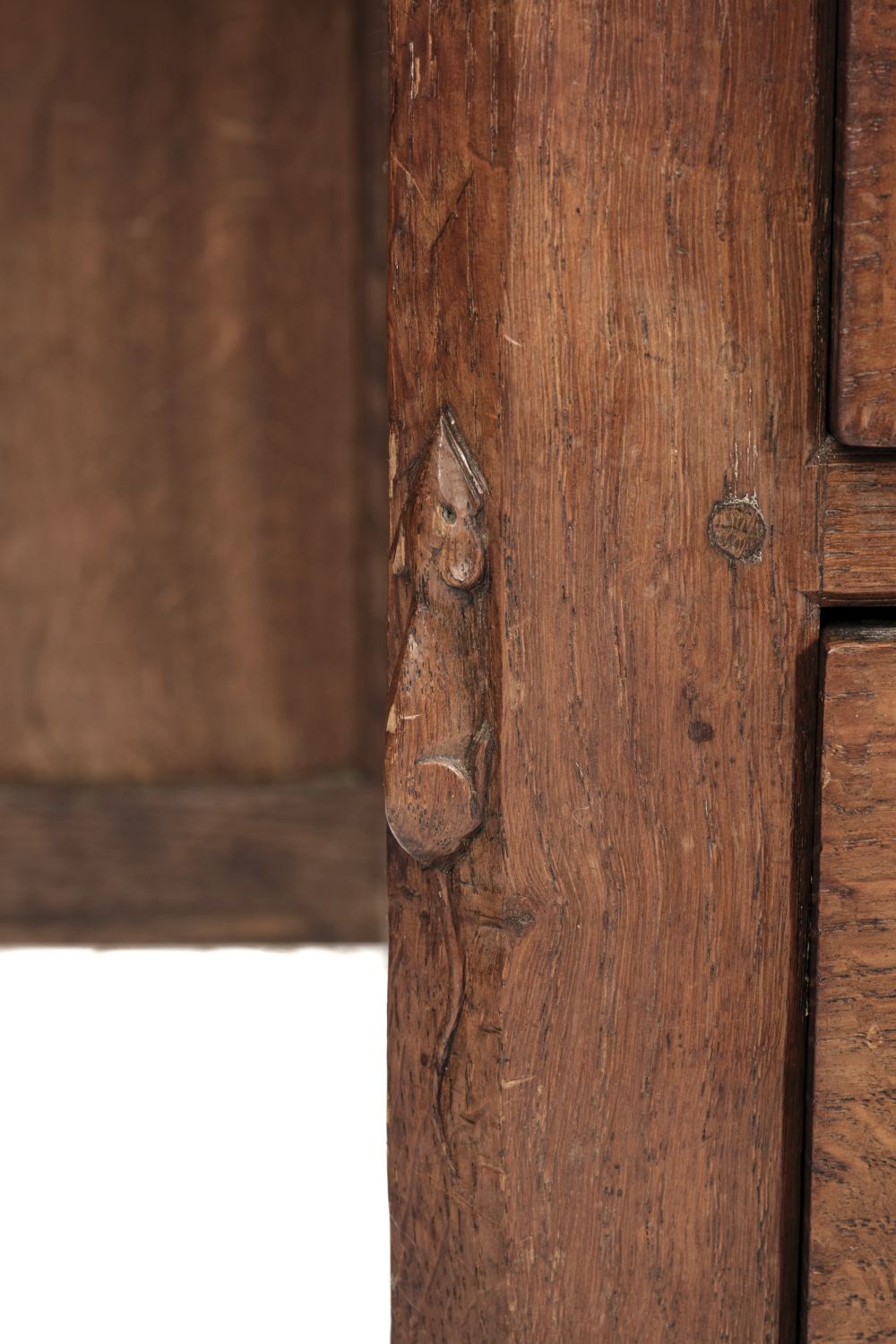 Lot 338 - Mouseman. Robert Thompson of Kilburn oak
