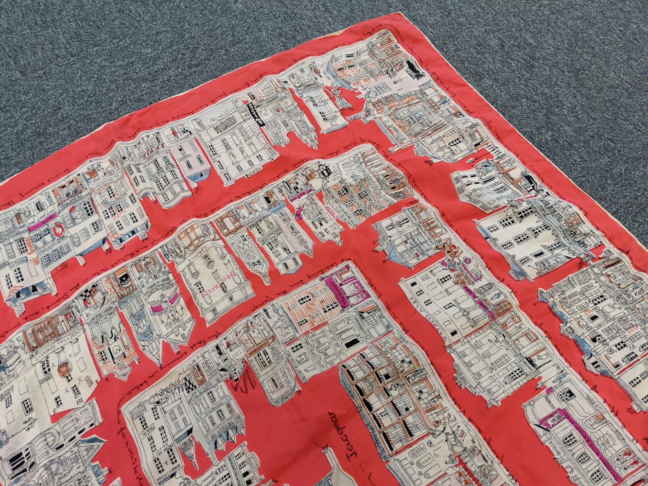 Lot 408 Scarves. London pubs, by Jacqmar, 1950s, and