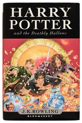 Lot 874 - Rowling (J.K.). Harry Potter & The Deathly Hallows, 1st edition, Signed, London: Bloomsbury, 2007