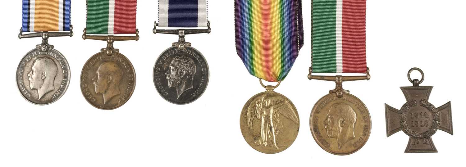 Lot 293 - Mercantile Marine. WWI medals