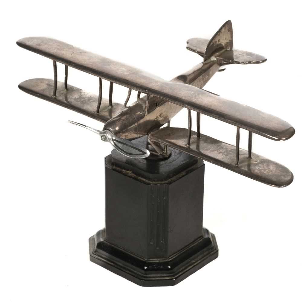 Lot 87 - Northampton Aviation Trophy Finial. An HM-silver model of a biplane, c. 1931