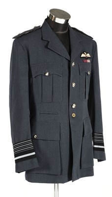 Lot 106 - RAF Uniform. A post-WWII RAF uniform of an Air Chief Marshal