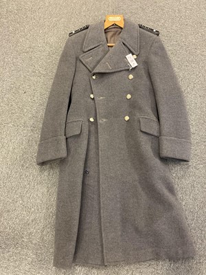 Lot 106 - RAF Uniform. A post-WWII RAF uniform of an Air Chief Marshal