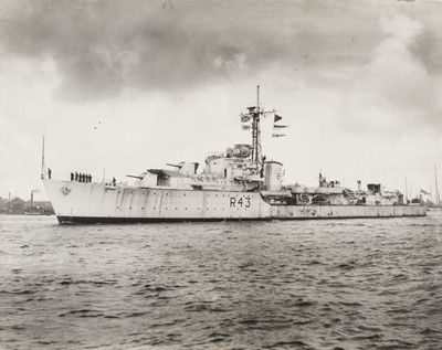 Lot 357 - Wright & Logan. A collection of approx. 270 mostly black & white photographs of British warships