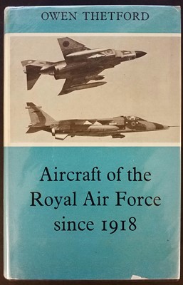 Lot 456 - Aviation. A large collection of modern aviation reference