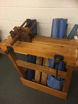 Lot 355 - Laying Press and tub