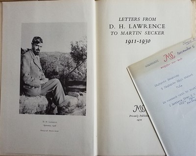 Lot 450 - Biography. A large collection of modern literary & miscellaneous biography
