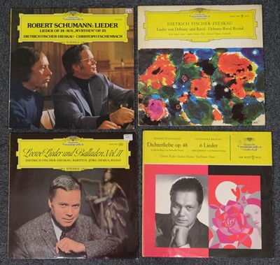 Lot 419 - Classical Records. Collection of 250 classical records, inc. 40 by DGG (Deutsche Grammophon)