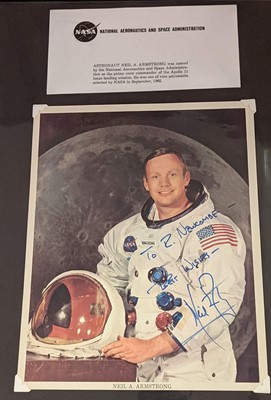 Lot 909 - Apollo Mission Programme Autographs. A collection of 30 items