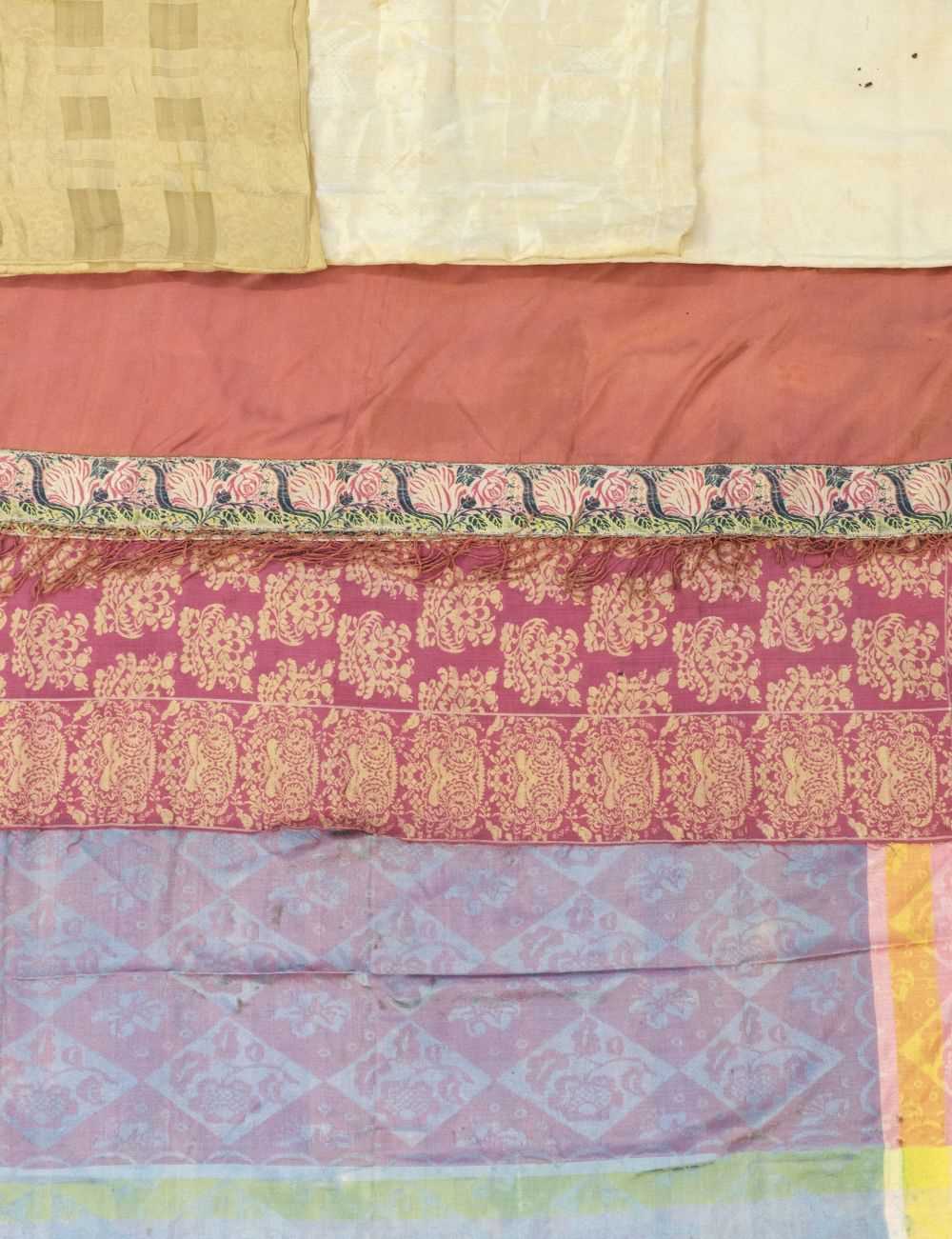 Lot 599 - Shawls. An early 19th century changeable silk shawl, plus 5 others