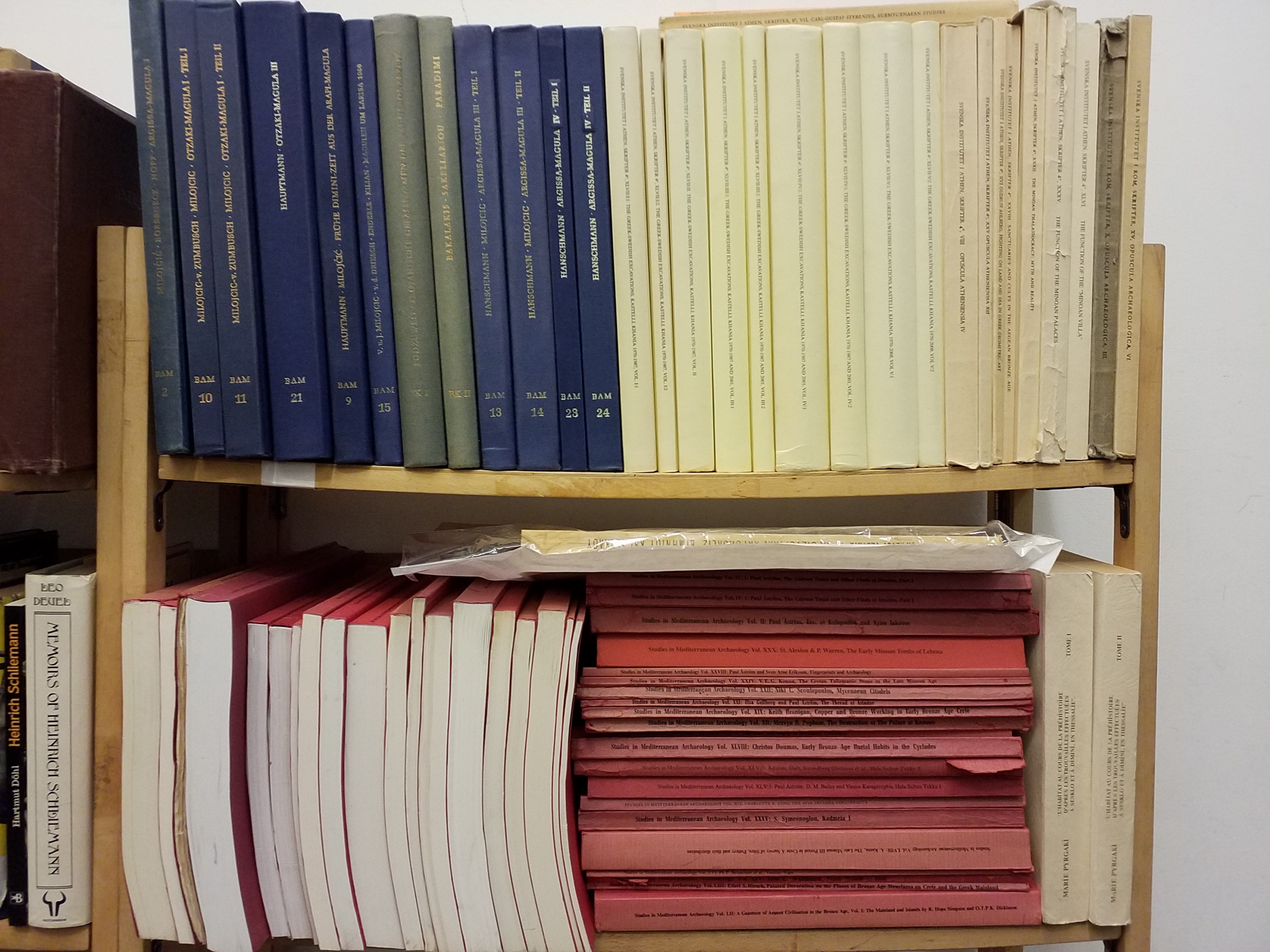 Lot 38 Tsountas (Christos). The Prehistoric Citadels