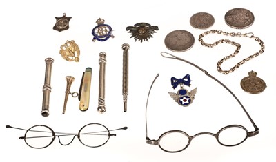 Lot 321 - Coins. George III steel spectacles, coins and other items