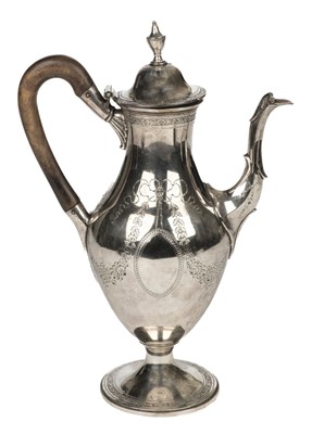 Lot 408 - Coffee Pot. A George III silver coffee pot by John Denzliow, London 1785