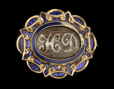 Lot 388 - Mourning Brooch. George III mourning brooch