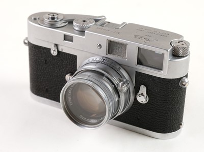 Lot 187 - Leica M2 rangefinder camera with three lenses, MR lightmeter and other accessories