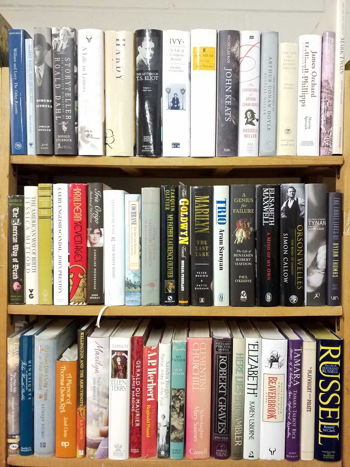 Lot 397 - Biography. A large collection of modern biography books