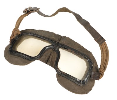Lot 197 - Flying Goggles. A pair of WWII RAF Mk III flying goggles