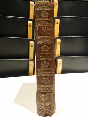 Lot 65 - White (Gilbert). The Natural History of Selborne, 1st edition, 1789