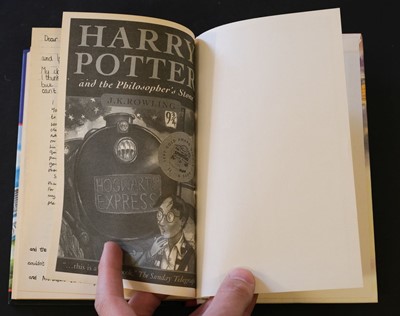 Lot 679 - Rowling (J.K.) Harry Potter and the Chamber of Secrets, 1st edition, 1998