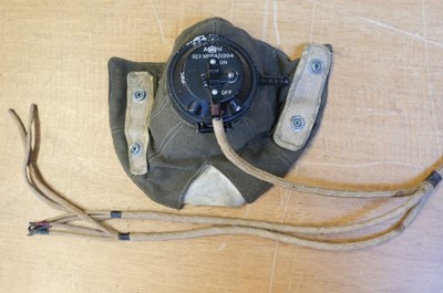 Lot 215 - Oxygen Mask. A WWII RAF Type D oxygen mask