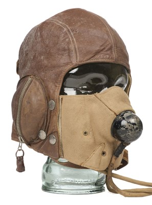 Lot 217 - Flying Helmet. A WWII Battle of Britain period Canadian-made B Type flying helmet