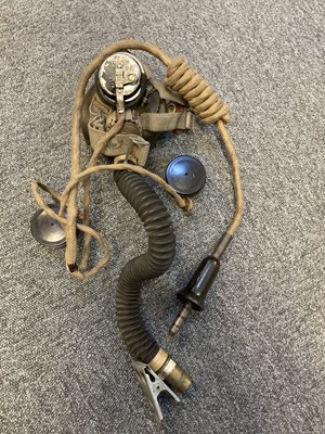 Lot 151 - RAF Oxygen Mask. A WWII RAF G Type oxygen mask