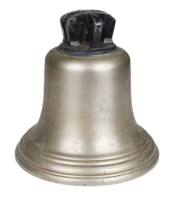 Lot 84 - Scramble Bell. Air Ministry aerodrome station bell dated 1938