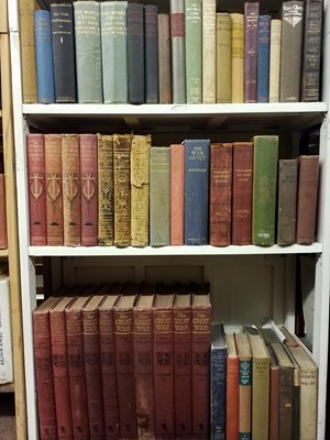 Lot 390 - WW1. A large collection of early to mid-20th-century WW1 reference books & related