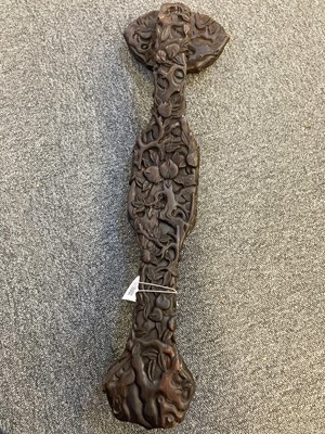 Lot 41 - Ruyi Sceptre. A Chinese 18/19th century style ruyi sceptre