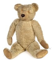 Lot 691 - Teddy.