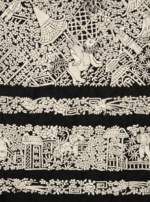 Lot 189 - Shawl. A Parsi work shawl, Canton, circa 1900