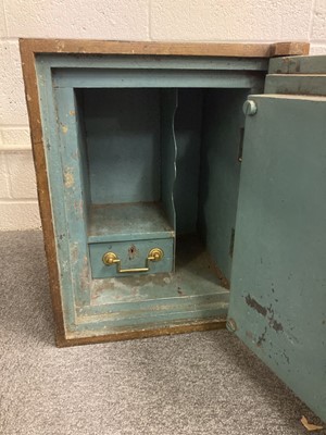 Lot 118 - Victorian Safe