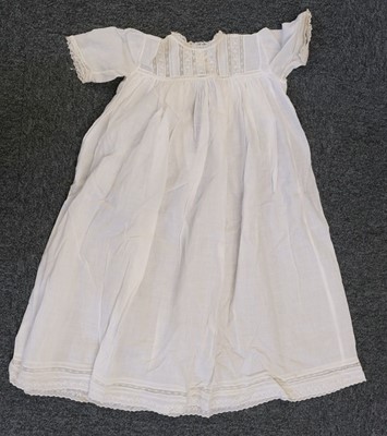 Lot 139 - Children's clothing. A collection of garments & accessories, including lace, 19th & 20th century