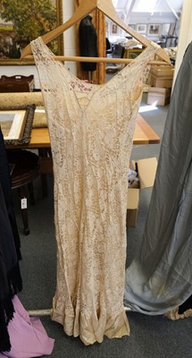 Lot 145 - Clothing. A collection of 1920s and 1930s ladies' garments