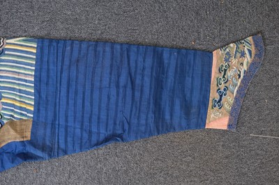 Lot 141 - Chinese Dragon Robe. A kesi silk nine-dragon robe, late Qing Dynasty