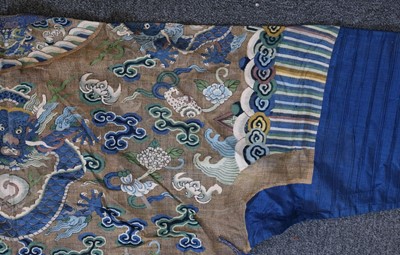 Lot 141 - Chinese Dragon Robe. A kesi silk nine-dragon robe, late Qing Dynasty