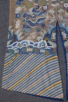 Lot 141 - Chinese Dragon Robe. A kesi silk nine-dragon robe, late Qing Dynasty