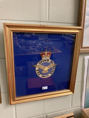 Lot 79 - RAF Crest. An E.II.R. Embroidered crest