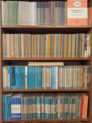 Lot 463 - Paperbacks. A large collection of approximately 600 Penguin paperbacks