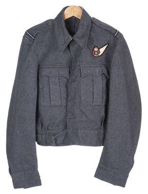 Lot 153 - Aircrew Blouse. A WWII RCAF aircrew blouse dated 1941