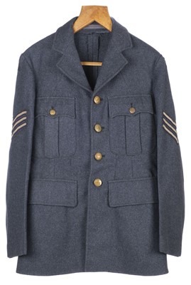 Lot 194 - RAF Tunic. A WWII RAF tunic dated 1941