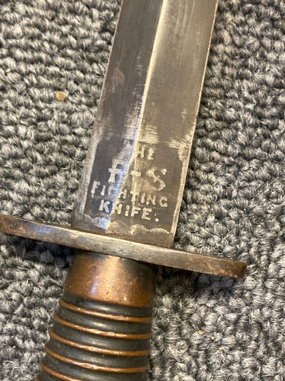 Lot 415 - Fighting Knife. A Fairbairn-Sykes 3rd