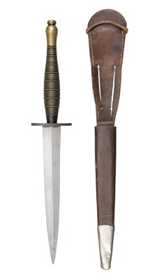 Lot 446 - Fighting Knife. A WWII Fairbairn-Sykes 'Beaded and Ribbed' Pattern Fighting Knife