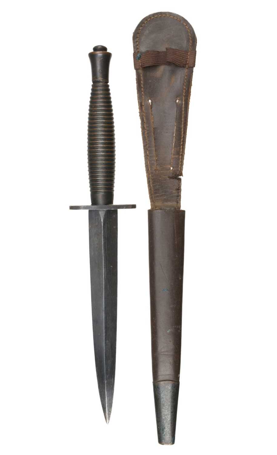 Lot 451 - Fighting Knife. A WWII period 3rd pattern B2 fighting knife